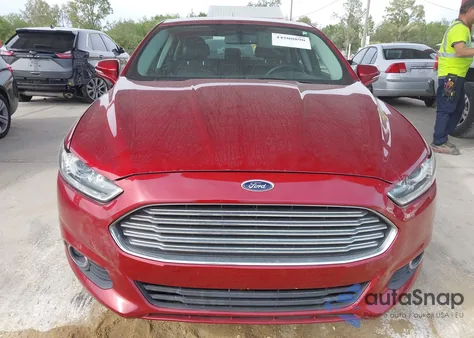 2014 Ford Fusion Se z USA, uszkodzony, nr VIN 1FA6P0HDXE5387525